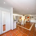 Villa Carmen Garden & Parking