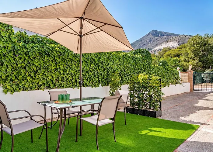 Villa Carmen Garden & Parking